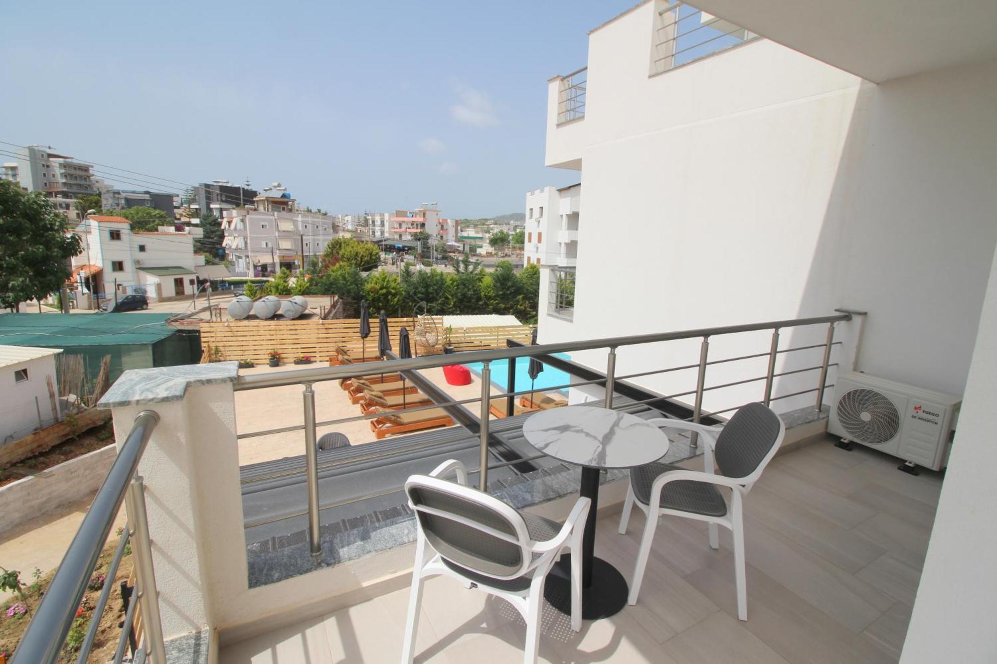 Noa Boutique Ksamil